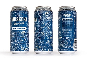 国外Muskoka啤酒冬季蓝色花纹包装设计
