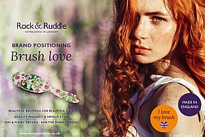 漂亮的Rock & Ruddle头发毛刷包装