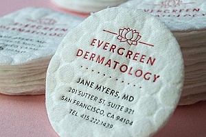 棉材质的创意医师名片设计欣赏