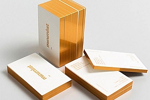 一系列优雅的金色系名片设计