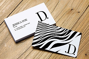 芬兰设计师Mats Peter极简名片设计