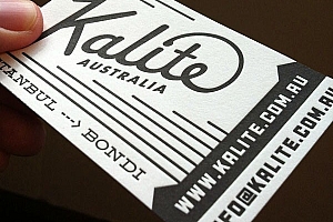 精选的14款条纹风格的名片设计作品